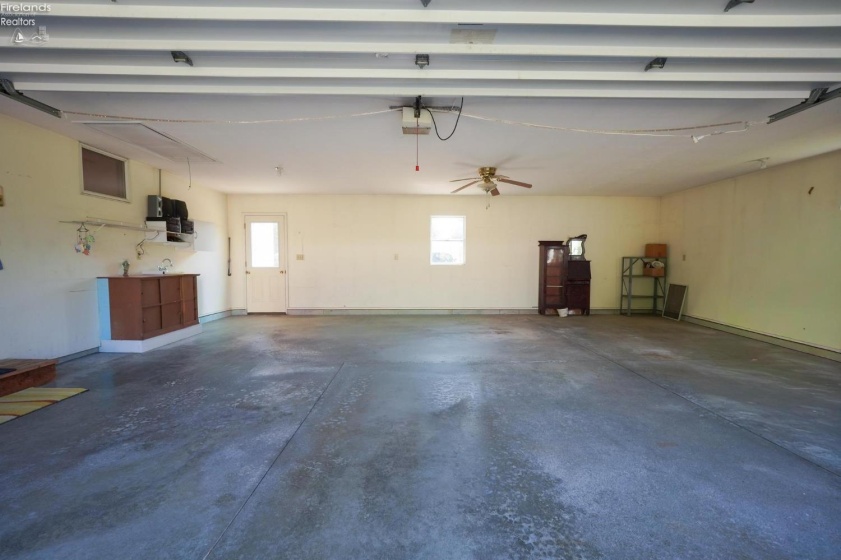 2299 County Road 181, Green Springs, 44836, 4 Bedrooms Bedrooms, ,2 BathroomsBathrooms,Residential,For Sale,County Road 181,20263453