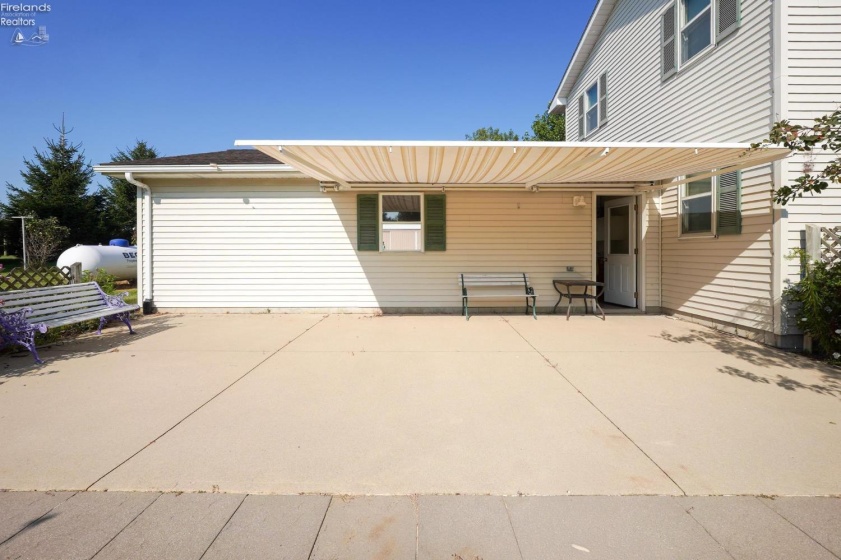 2299 County Road 181, Green Springs, 44836, 4 Bedrooms Bedrooms, ,2 BathroomsBathrooms,Residential,For Sale,County Road 181,20263453