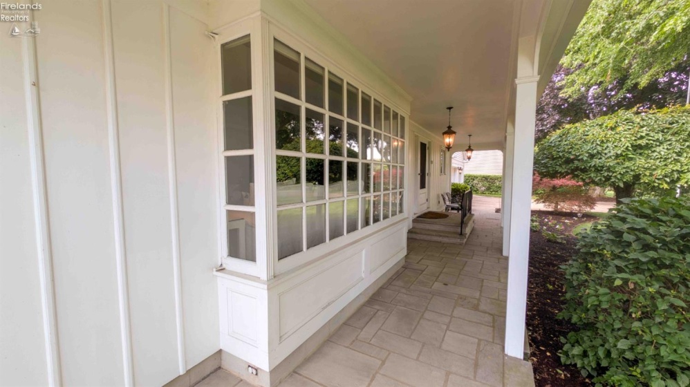 1024 Main Street, Huron, 44839, 5 Bedroom Bedrooms, ,3 BathroomBathrooms,Residential,For Sale,Main,20263244