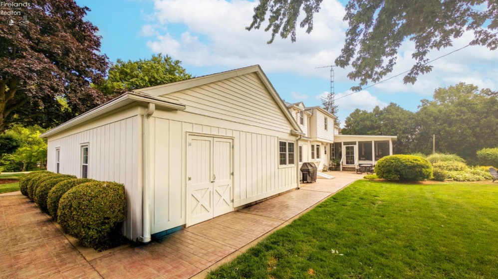 1024 Main Street, Huron, 44839, 5 Bedroom Bedrooms, ,3 BathroomBathrooms,Residential,For Sale,Main,20263244