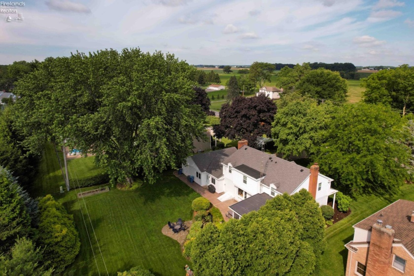 1024 Main Street, Huron, 44839, 5 Bedroom Bedrooms, ,3 BathroomBathrooms,Residential,For Sale,Main,20263244