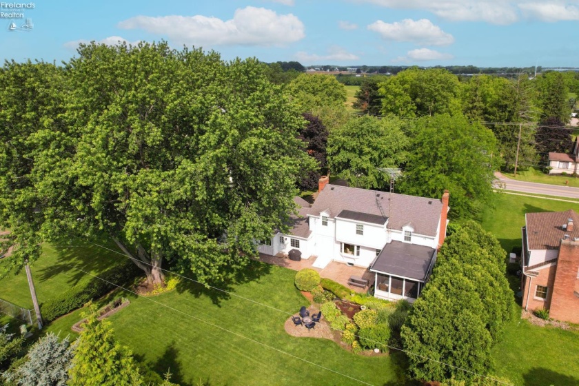1024 Main Street, Huron, 44839, 5 Bedroom Bedrooms, ,3 BathroomBathrooms,Residential,For Sale,Main,20263244