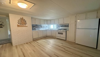 140 Rathbun Drive, Marblehead, 43440, ,2 BathroomsBathrooms,Residential,For Sale,Rathbun,20263465