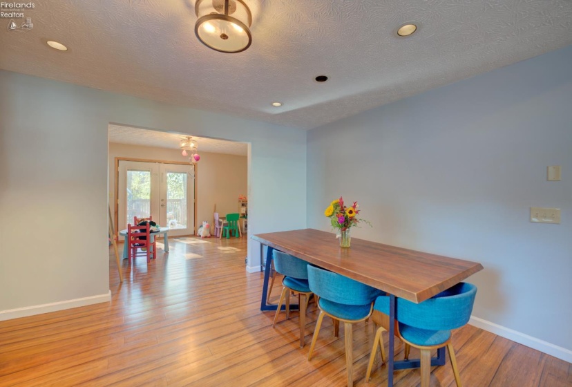 1460 Lexington, Vermilion, 44089, 4 Bedroom Bedrooms, ,5 BathroomBathrooms,Residential,For Sale,Lexington,20263264