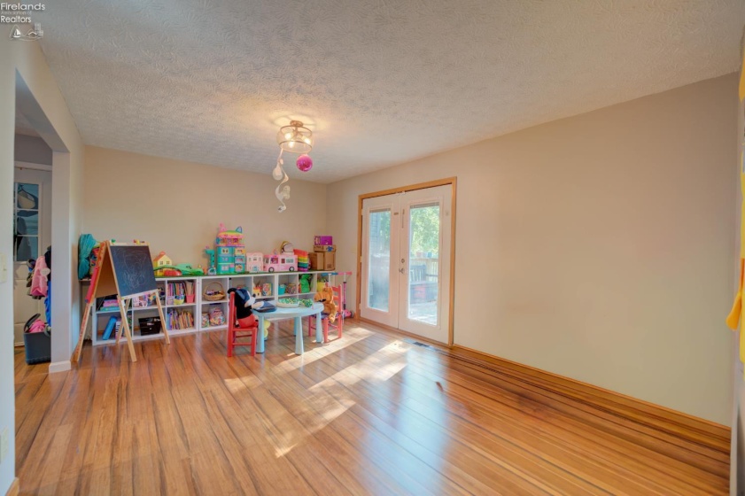 1460 Lexington, Vermilion, 44089, 4 Bedroom Bedrooms, ,5 BathroomBathrooms,Residential,For Sale,Lexington,20263264