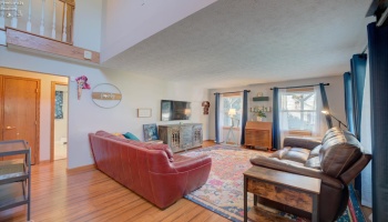 1460 Lexington, Vermilion, 44089, 4 Bedroom Bedrooms, ,5 BathroomBathrooms,Residential,For Sale,Lexington,20263264
