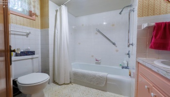 535 Elm Avenue, Lakeside, 43440, 4 Bedroom Bedrooms, ,3 BathroomBathrooms,Residential,For Sale,Elm,20263295
