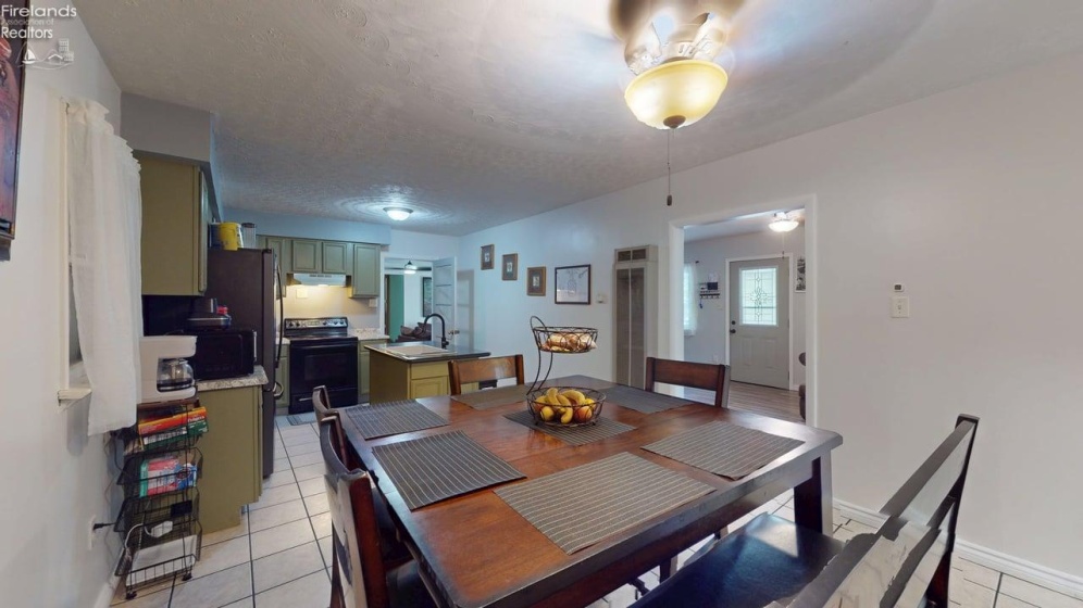 1237 Fairfax Avenue, Mansfield, 44906, 5 Bedroom Bedrooms, ,2 BathroomBathrooms,Residential,For Sale,Fairfax,20263435