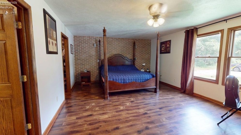 1237 Fairfax Avenue, Mansfield, 44906, 5 Bedroom Bedrooms, ,2 BathroomBathrooms,Residential,For Sale,Fairfax,20263435