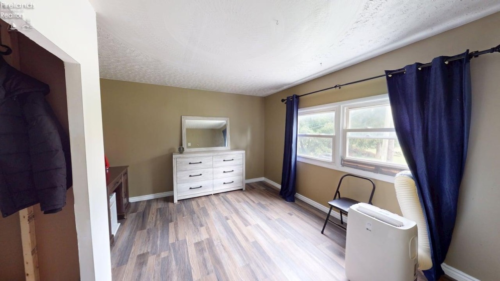 1237 Fairfax Avenue, Mansfield, 44906, 5 Bedroom Bedrooms, ,2 BathroomBathrooms,Residential,For Sale,Fairfax,20263435