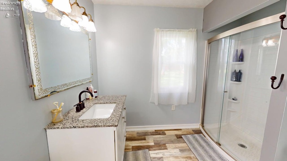 1237 Fairfax Avenue, Mansfield, 44906, 5 Bedroom Bedrooms, ,2 BathroomBathrooms,Residential,For Sale,Fairfax,20263435