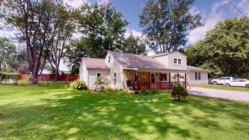 1237 Fairfax Avenue, Mansfield, 44906, 5 Bedroom Bedrooms, ,2 BathroomBathrooms,Residential,For Sale,Fairfax,20263435