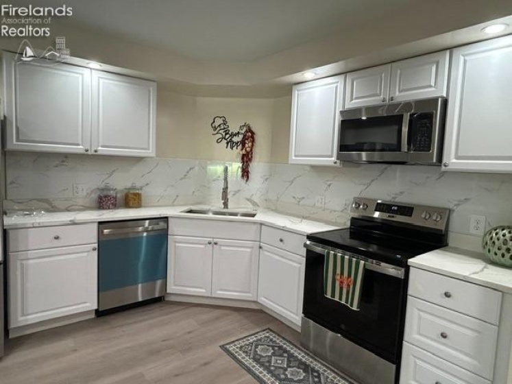 105 River Bend Dr, Norwalk, 44857, 3 Bedroom Bedrooms, ,2 BathroomBathrooms,Residential,For Sale,River Bend Dr,20263424