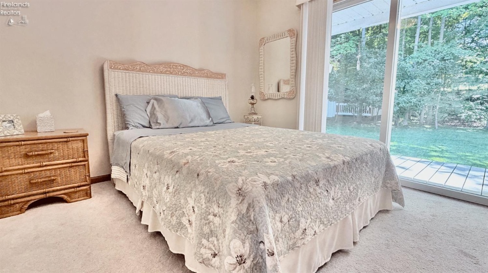 404 Sweet Valley Lane, Kelleys Island, 43438, 4 Bedrooms Bedrooms, ,3 BathroomsBathrooms,Residential,For Sale,Sweet Valley Lane,20263468