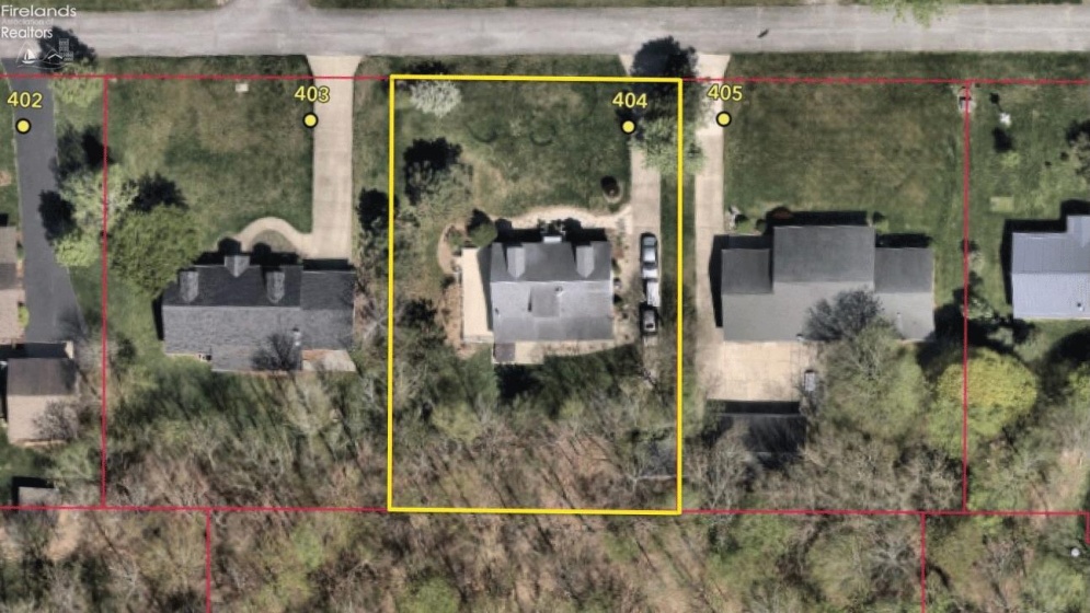 404 Sweet Valley Lane, Kelleys Island, 43438, 4 Bedrooms Bedrooms, ,3 BathroomsBathrooms,Residential,For Sale,Sweet Valley Lane,20263468