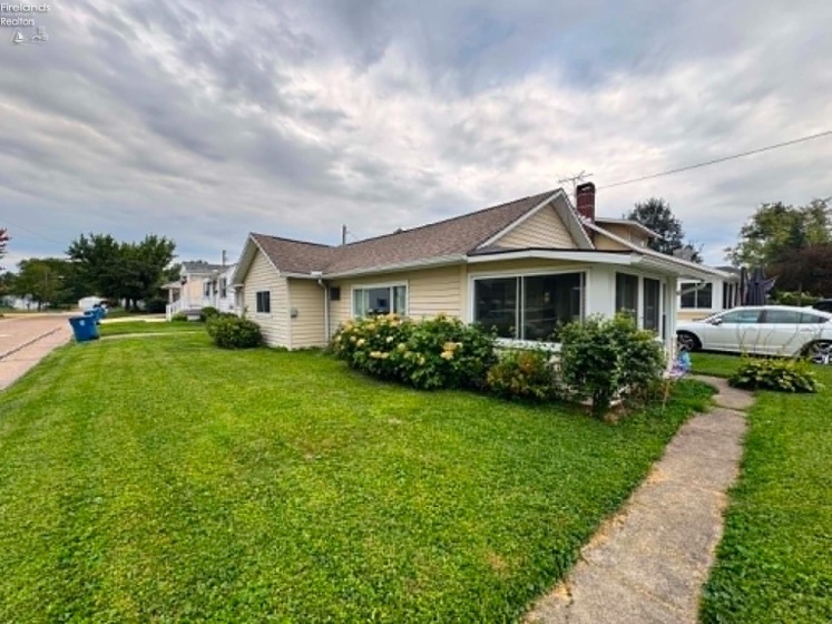 219 Munsee Place, Huron, 44839, 2 Bedrooms Bedrooms, ,1 BathroomBathrooms,Residential,For Sale,Munsee,20263469