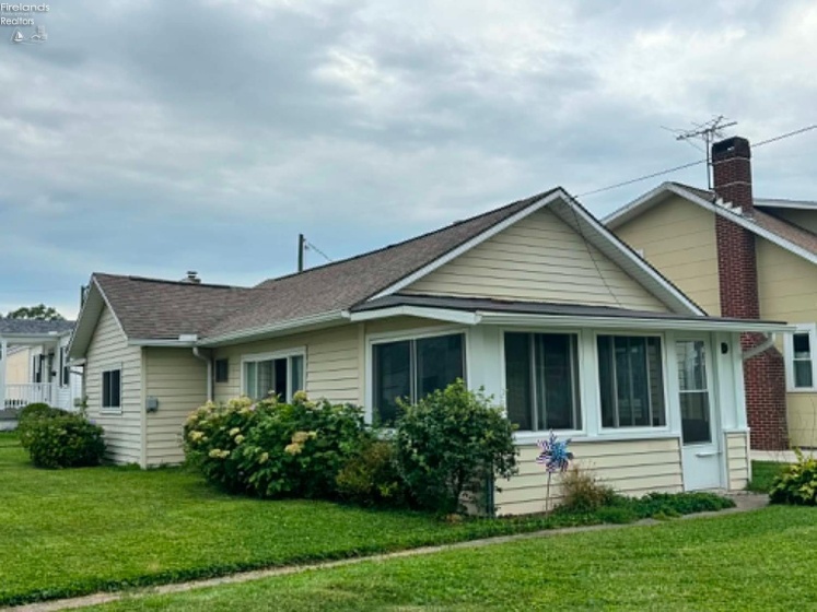 219 Munsee Place, Huron, 44839, 2 Bedrooms Bedrooms, ,1 BathroomBathrooms,Residential,For Sale,Munsee,20263469