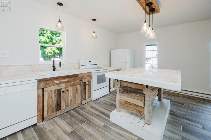11590 Salem Carroll Road, Oak Harbor, 43449, 4 Bedrooms Bedrooms, ,3 BathroomsBathrooms,Residential,For Sale,Salem Carroll,20263487