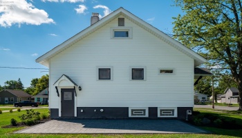 801 3rd Street, Port Clinton, 43452, 3 Bedrooms Bedrooms, ,2 BathroomsBathrooms,Residential,For Sale,3rd,20263486