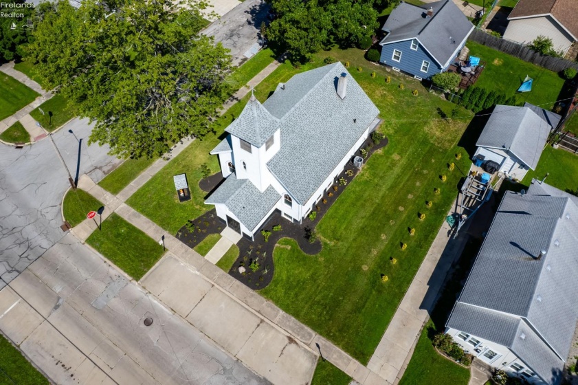 801 3rd Street, Port Clinton, 43452, 3 Bedrooms Bedrooms, ,2 BathroomsBathrooms,Residential,For Sale,3rd,20263486