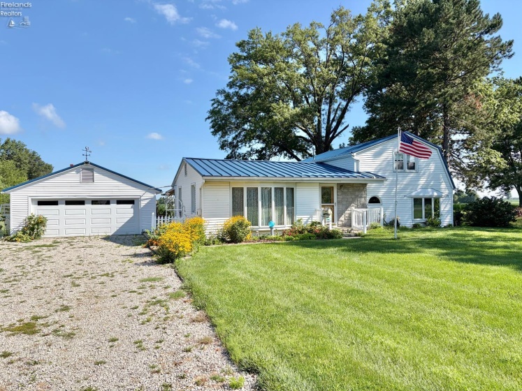 13273 Township Road 178, Bellevue, 44811, 3 Bedroom Bedrooms, ,2 BathroomBathrooms,Residential,For Sale,Township Road 178,20263259