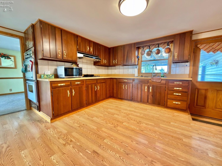 13273 Township Road 178, Bellevue, 44811, 3 Bedroom Bedrooms, ,2 BathroomBathrooms,Residential,For Sale,Township Road 178,20263259