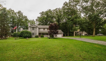 15680 Thornwood Drive, Findlay, 45840, 4 Bedroom Bedrooms, ,3 BathroomBathrooms,Residential,For Sale,Thornwood,20263376