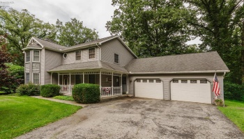 15680 Thornwood Drive, Findlay, 45840, 4 Bedroom Bedrooms, ,3 BathroomBathrooms,Residential,For Sale,Thornwood,20263376