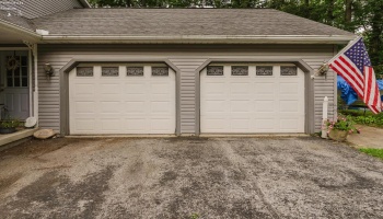 15680 Thornwood Drive, Findlay, 45840, 4 Bedroom Bedrooms, ,3 BathroomBathrooms,Residential,For Sale,Thornwood,20263376