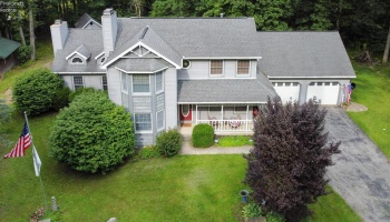 15680 Thornwood Drive, Findlay, 45840, 4 Bedroom Bedrooms, ,3 BathroomBathrooms,Residential,For Sale,Thornwood,20263376