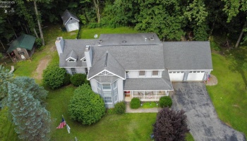 15680 Thornwood Drive, Findlay, 45840, 4 Bedroom Bedrooms, ,3 BathroomBathrooms,Residential,For Sale,Thornwood,20263376