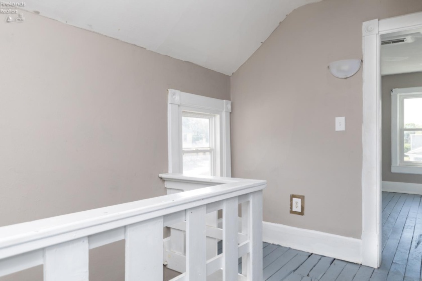 292 Market Street, Tiffin, 44883, 3 Bedroom Bedrooms, ,2 BathroomBathrooms,Residential,For Sale,Market,20263444