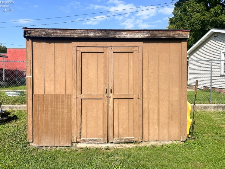 292 Market Street, Tiffin, 44883, 3 Bedroom Bedrooms, ,2 BathroomBathrooms,Residential,For Sale,Market,20263444