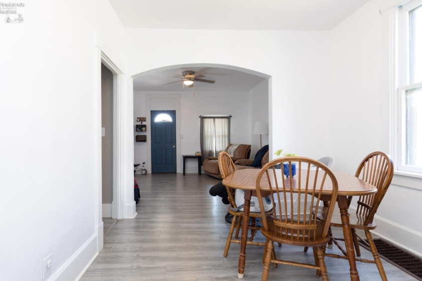 292 Market Street, Tiffin, 44883, 3 Bedroom Bedrooms, ,2 BathroomBathrooms,Residential,For Sale,Market,20263444