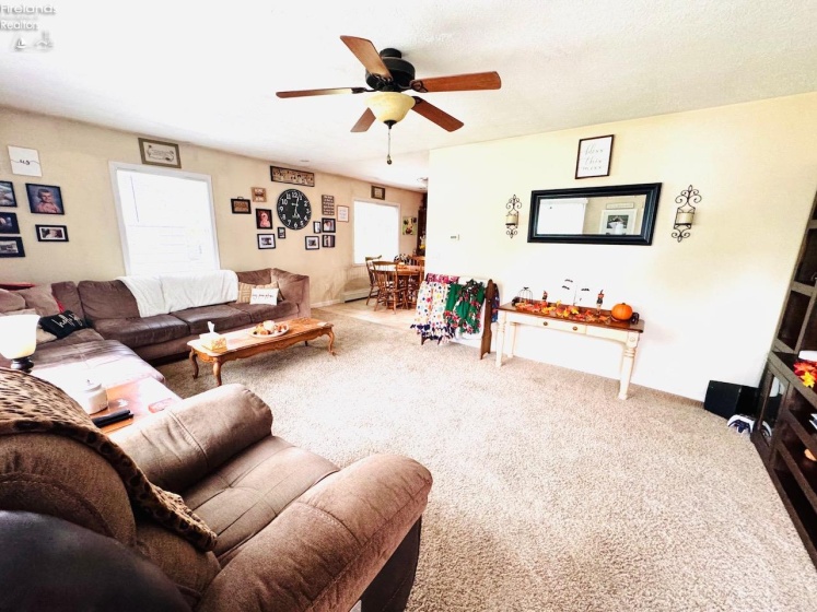 2025 Rohde Street, Sandusky, 44870, 3 Bedrooms Bedrooms, ,2 BathroomsBathrooms,Residential,For Sale,Rohde,20263480