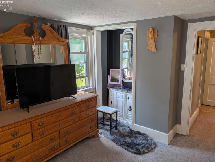 825 South Street, Fremont, 43420, 2 Bedroom Bedrooms, ,2 BathroomBathrooms,Residential,For Sale,South,20263316