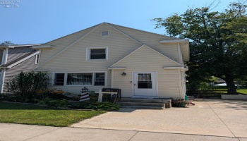 825 South Street, Fremont, 43420, 2 Bedroom Bedrooms, ,2 BathroomBathrooms,Residential,For Sale,South,20263316