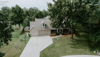 32263 Plumbrook Court, Avon Lake, 44012, 4 Bedroom Bedrooms, ,3 BathroomBathrooms,Residential,For Sale,Plumbrook,20263472