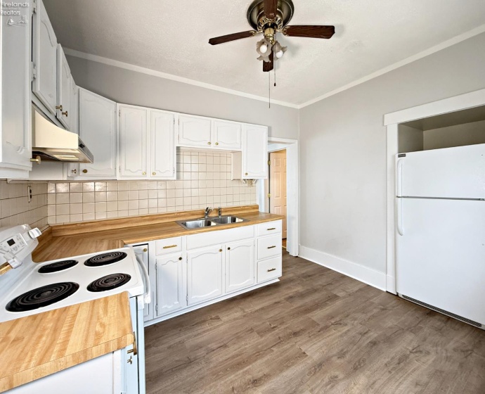 171 Hall Street, Tiffin, 44883, 3 Bedroom Bedrooms, ,2 BathroomBathrooms,Residential,For Sale,Hall,20263470
