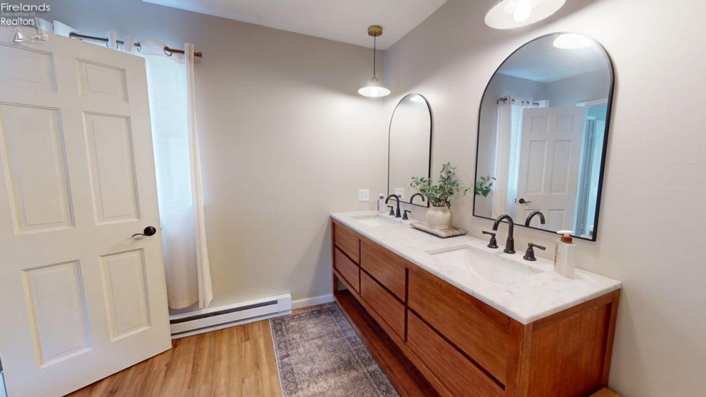 913 Myrtle, Willard, 44890, 4 Bedrooms Bedrooms, ,3 BathroomsBathrooms,Residential,For Sale,Myrtle,20263471