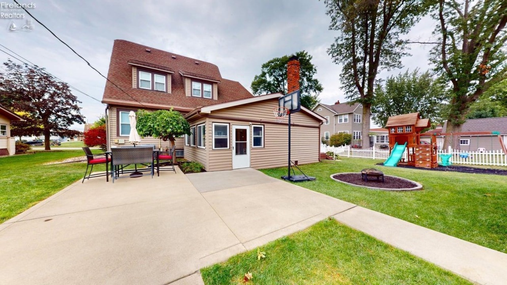 913 Myrtle, Willard, 44890, 4 Bedrooms Bedrooms, ,3 BathroomsBathrooms,Residential,For Sale,Myrtle,20263471