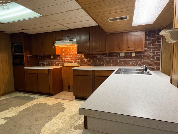 104 Main Street, Attica, 44807, 3 Bedrooms Bedrooms, ,3 BathroomsBathrooms,Residential,For Sale,Main,20263409