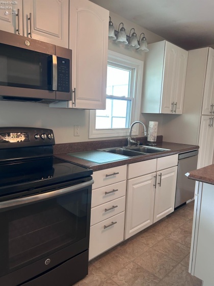 710 River Road, Huron, 44839, 3 Bedroom Bedrooms, ,2 BathroomBathrooms,Residential,For Sale,River,20261959