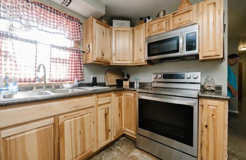 1228 Tucker Road, Fremont, 43420, 3 Bedroom Bedrooms, ,2 BathroomBathrooms,Residential,For Sale,Tucker,20263285