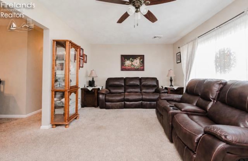 1228 Tucker Road, Fremont, 43420, 3 Bedroom Bedrooms, ,2 BathroomBathrooms,Residential,For Sale,Tucker,20263285