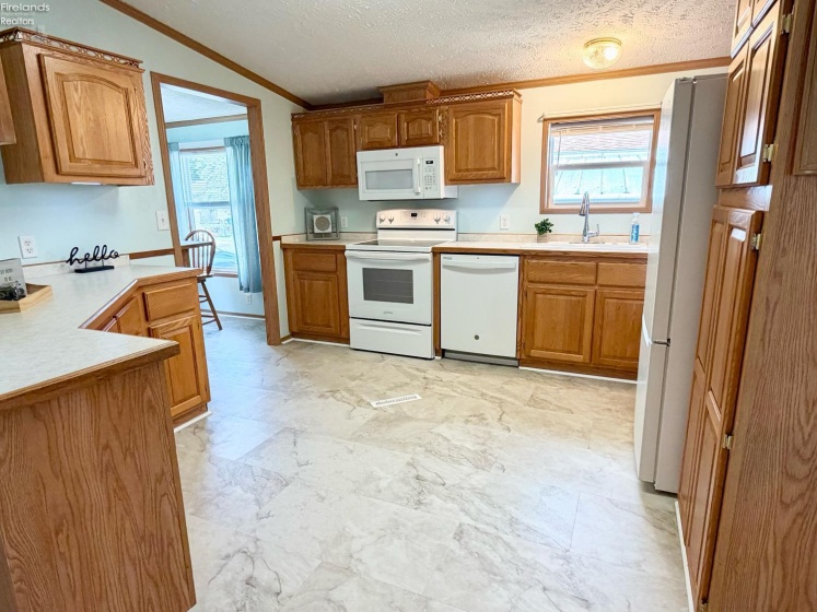 167 Morningside Drive, Port Clinton, 43452, 3 Bedroom Bedrooms, ,2 BathroomBathrooms,Residential,For Sale,Morningside,20263402