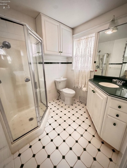 1428 Putnam Street, Sandusky, 44870, 3 Bedroom Bedrooms, ,3 BathroomBathrooms,Residential,For Sale,Putnam,20263502