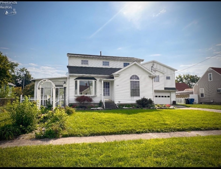1428 Putnam Street, Sandusky, 44870, 3 Bedroom Bedrooms, ,3 BathroomBathrooms,Residential,For Sale,Putnam,20263502