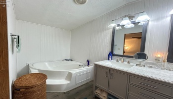 1730 Port Clinton Rd, Fremont, 43420, 3 Bedroom Bedrooms, ,2 BathroomBathrooms,Residential,For Sale,Port Clinton Rd,20262825
