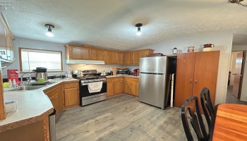 1730 Port Clinton Rd, Fremont, 43420, 3 Bedroom Bedrooms, ,2 BathroomBathrooms,Residential,For Sale,Port Clinton Rd,20262825